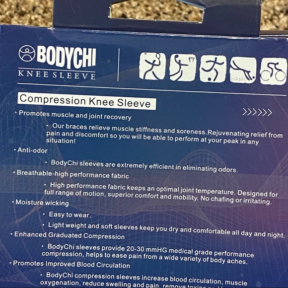 New in box BODYCHI pair of performance knee compression sleeves moisture wicking - Picture 6 of 8
